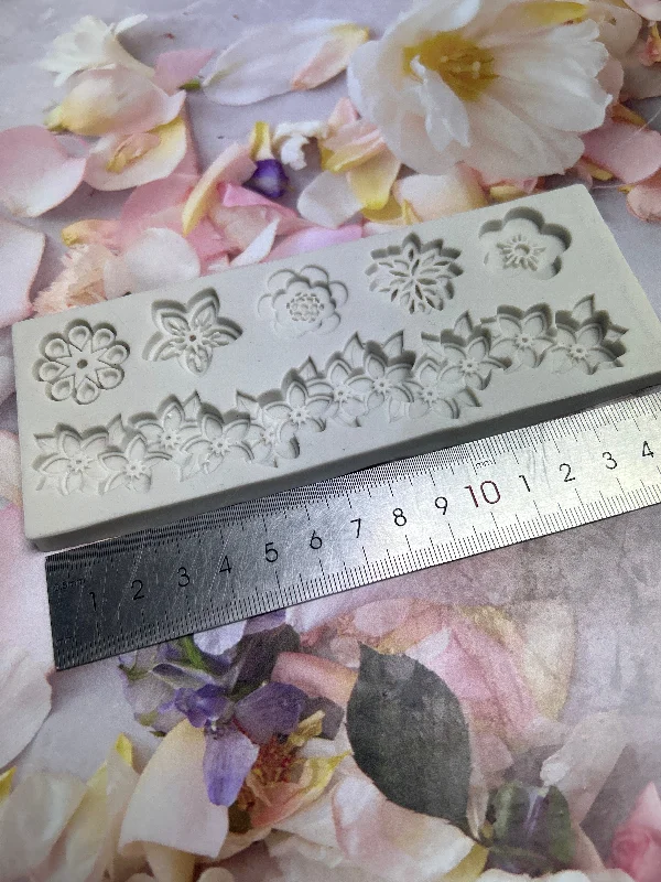 PRE LOVED Silicone Mould Border flower