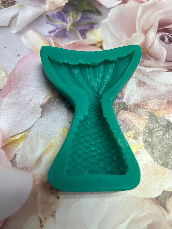 PRE LOVED Silicone Mould Mermaid Tail