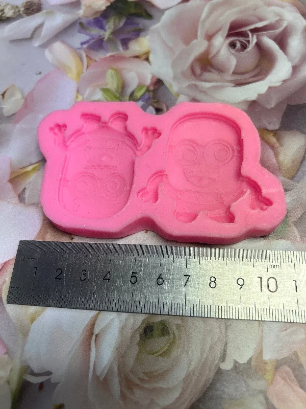 PRE LOVED Silicone Mould Minion