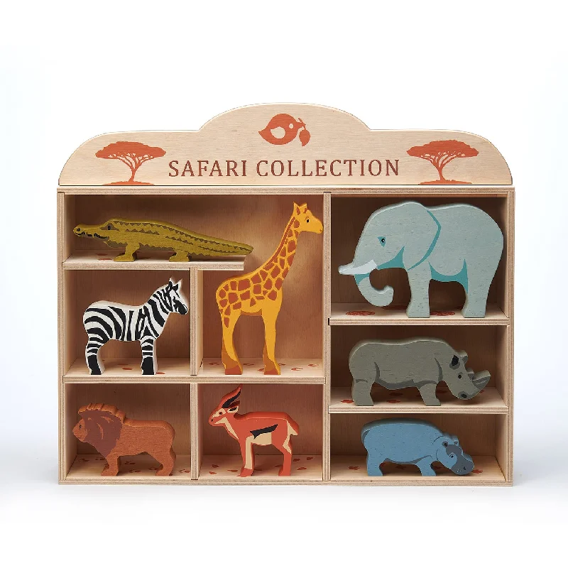 8 Safari Animals & Shelf